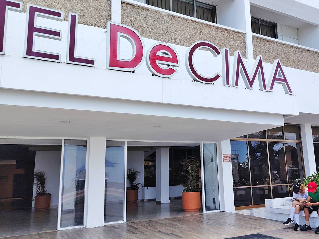 Hotel Cima Fachada